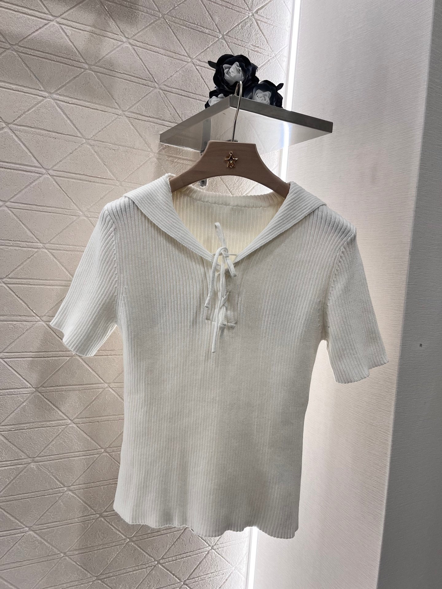 D*New Style Knitted Short Sleeve Top