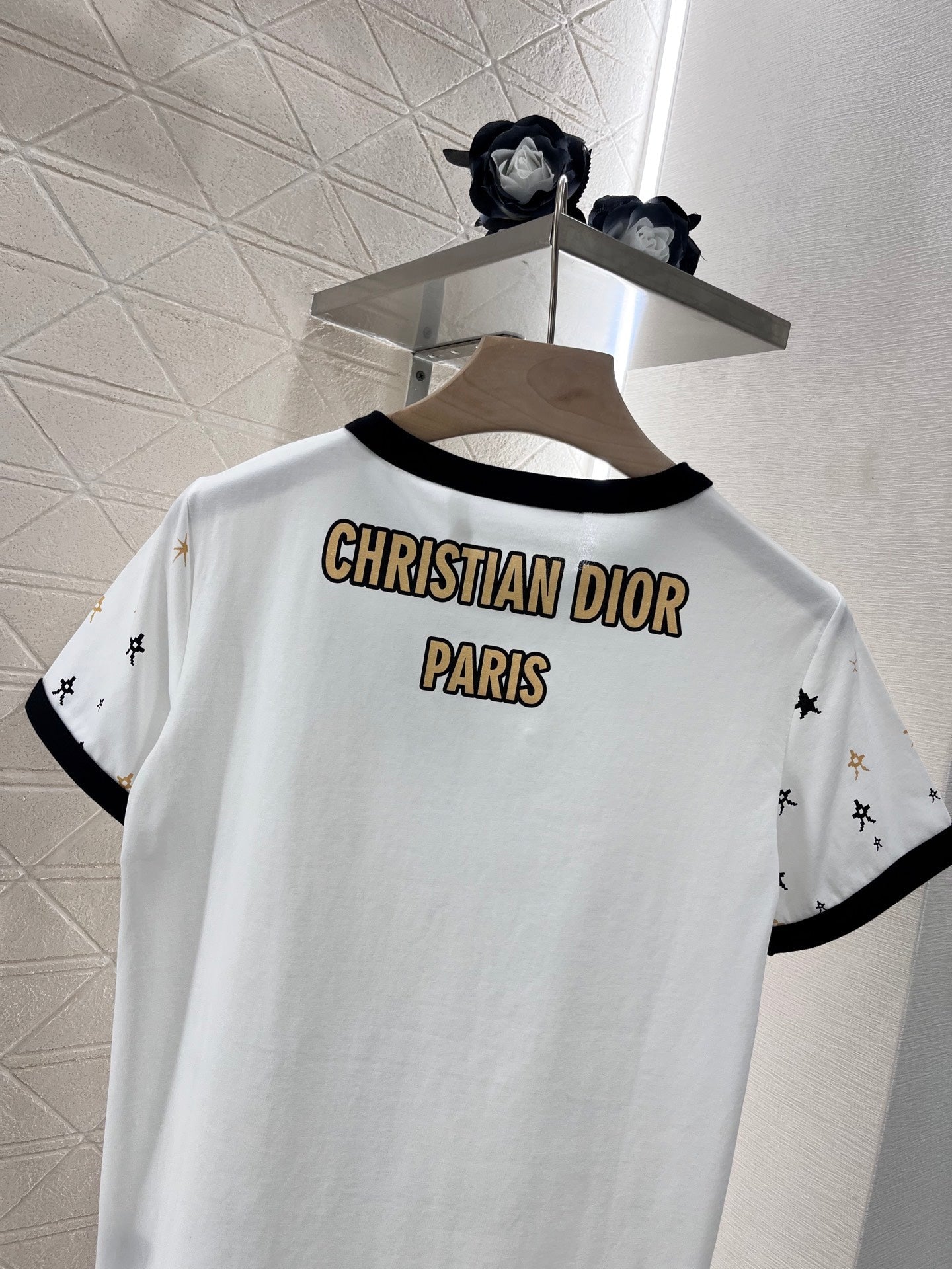 D* New Style Simple Fashion T-shirt