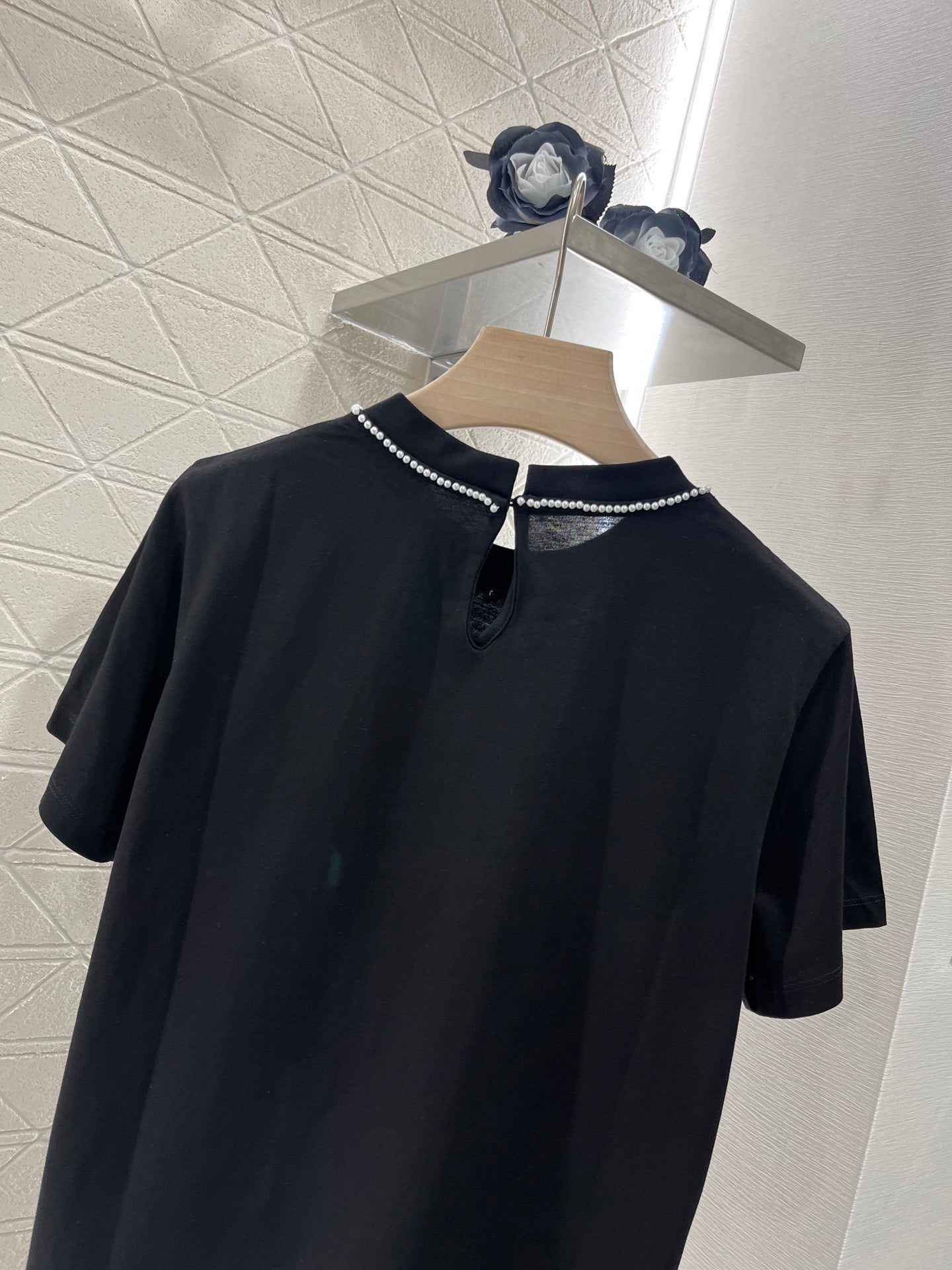 MI*MI*25 new pearl round neck simple fashion T-shirt