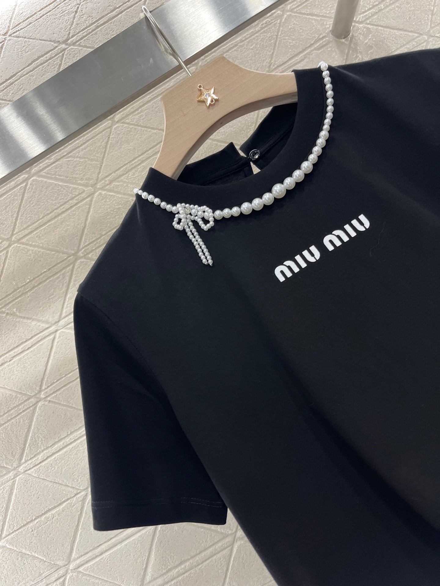 MI*MI*25 new pearl round neck simple fashion T-shirt