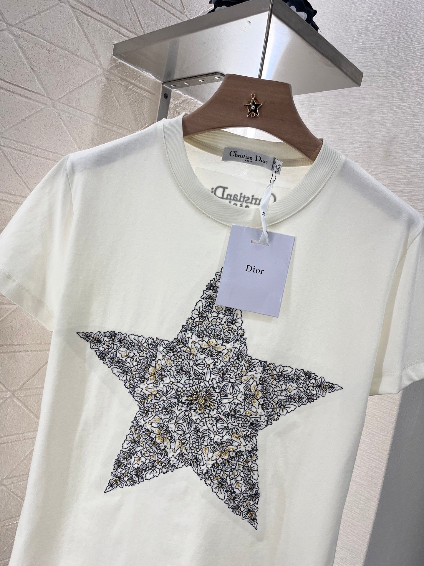 D*Five-pointed star ribbon embroidered short-sleeved T-shirt