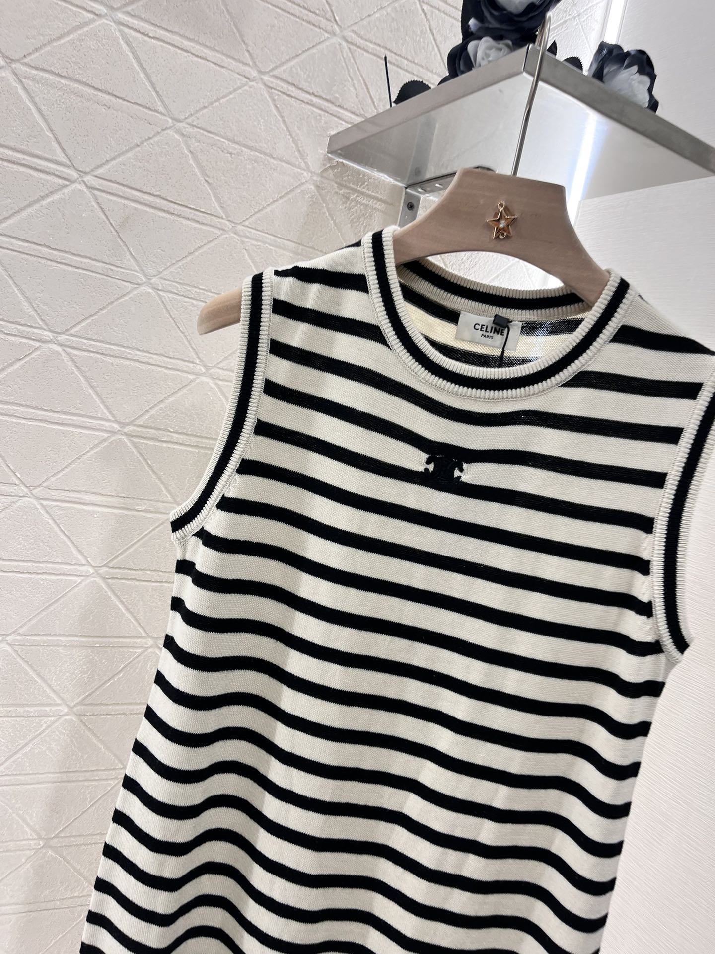 Celi* New Striped Knitted Vest Dress Made of Wool Yarn