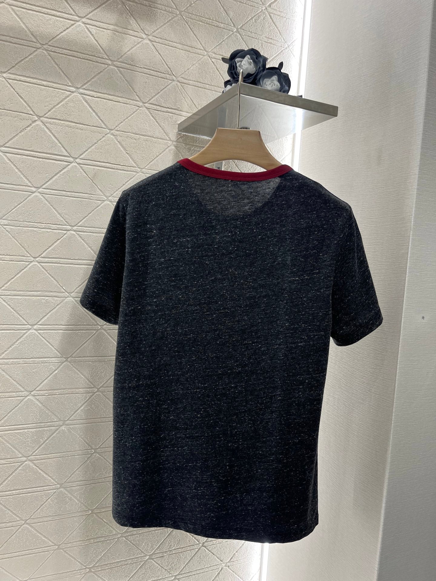 Round neck printed T-shirt, made of cotton