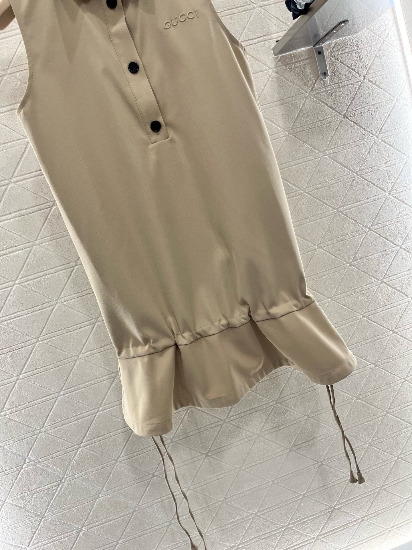 New arrival Lapel sleeveless dress Non-woven material