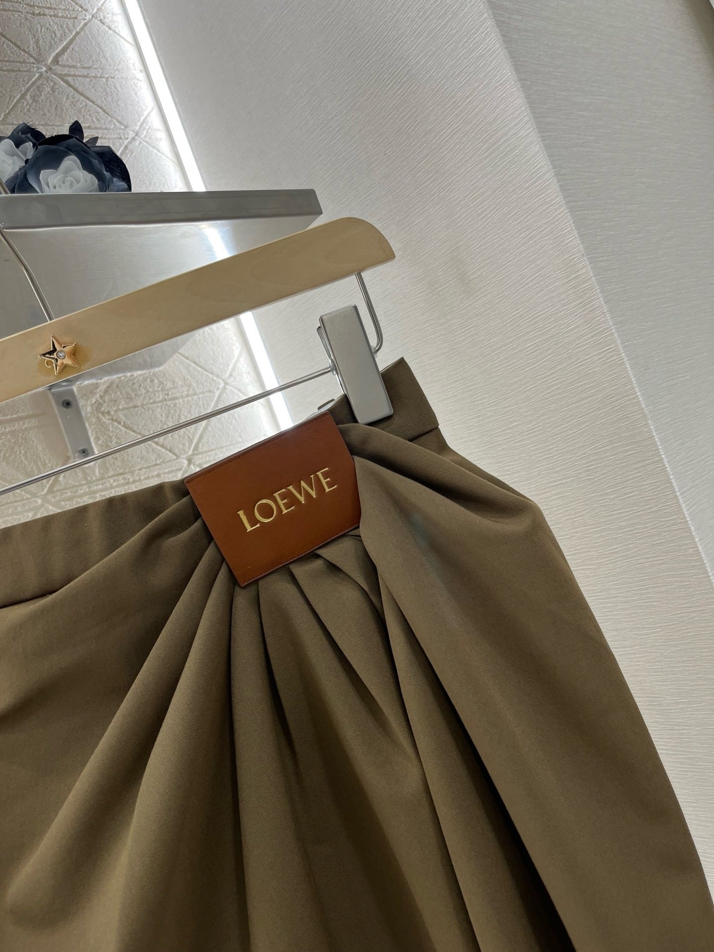 New Arrival 2025SS Leather Label Pleated Skirt