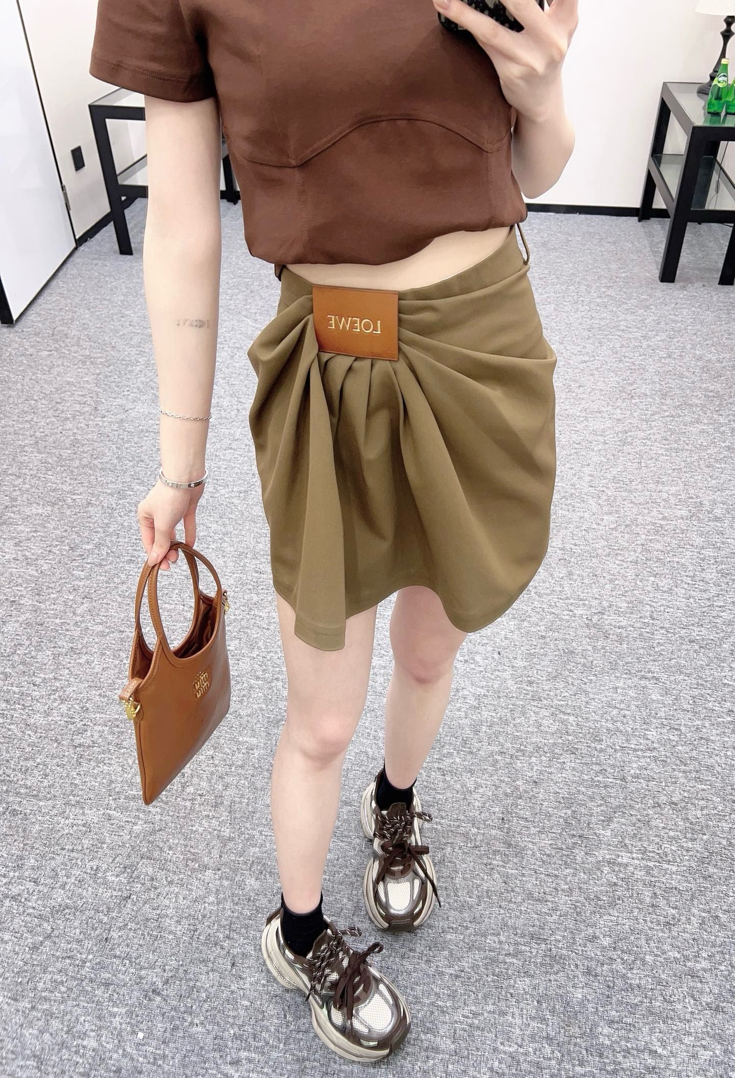 New Arrival 2025SS Leather Label Pleated Skirt