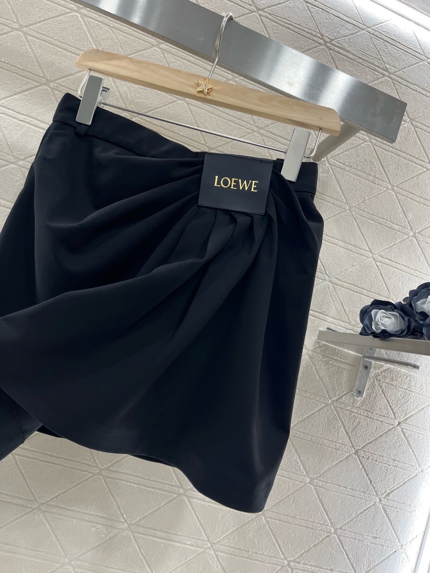 New Arrival 2025SS Leather Label Pleated Skirt