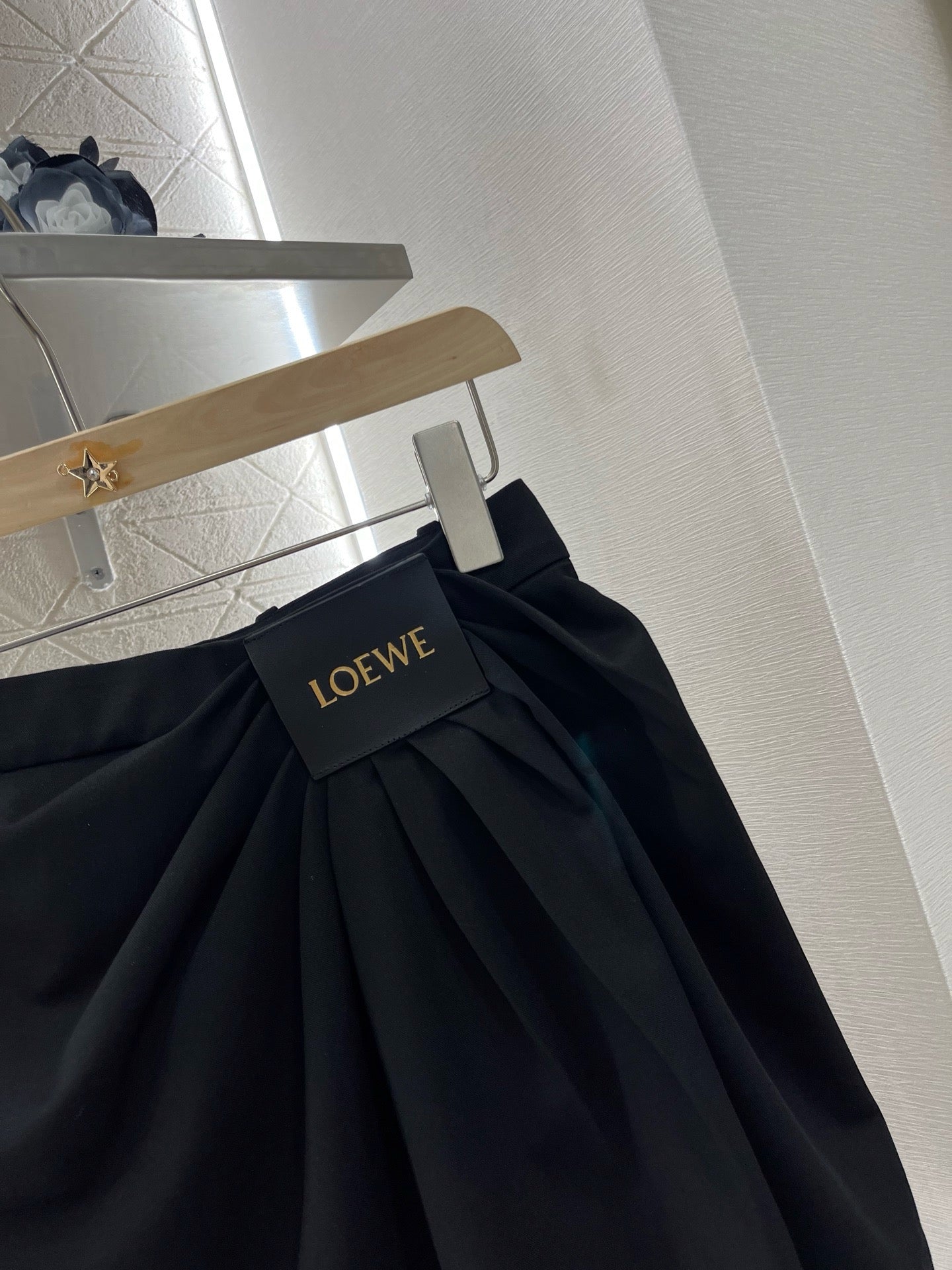 New Arrival 2025SS Leather Label Pleated Skirt
