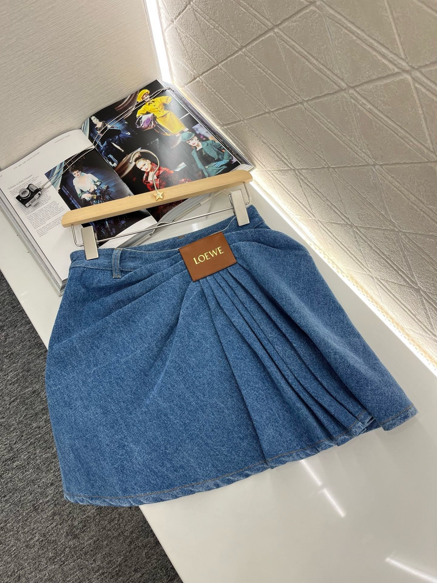 New Arrival 2025SS Leather Label Pleated Skirt