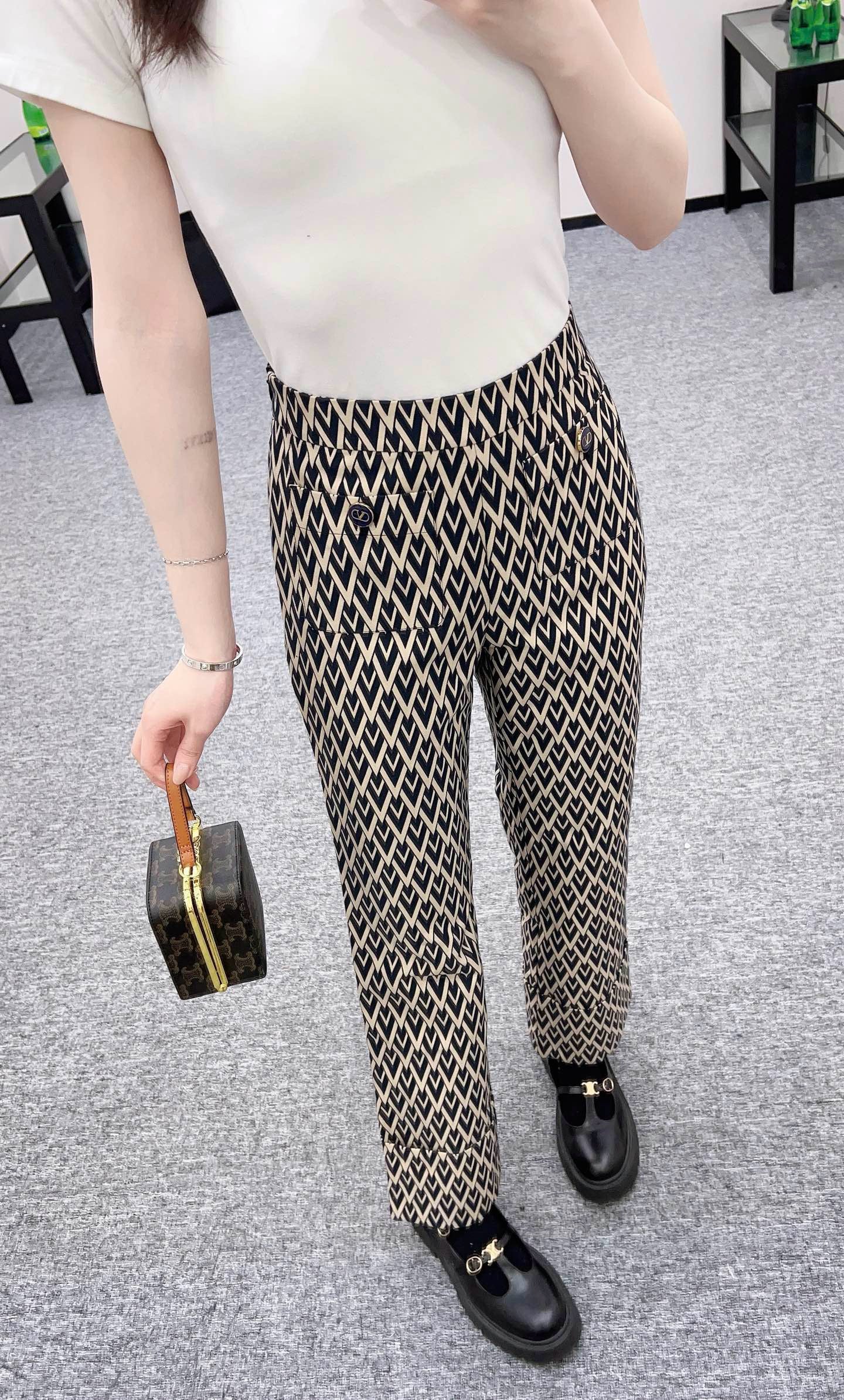 New Arrival Jacquard Lettering Straight Pants
