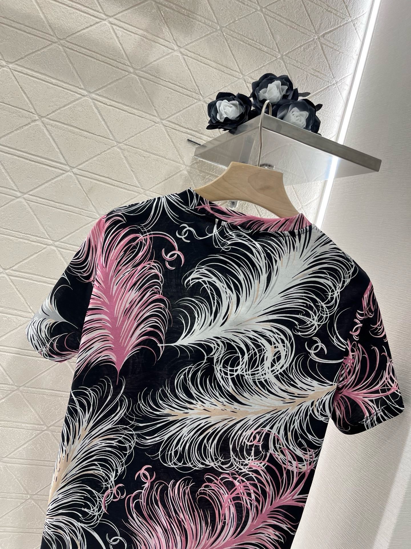 C* 2025SS New Feather Hot Diamond Printing