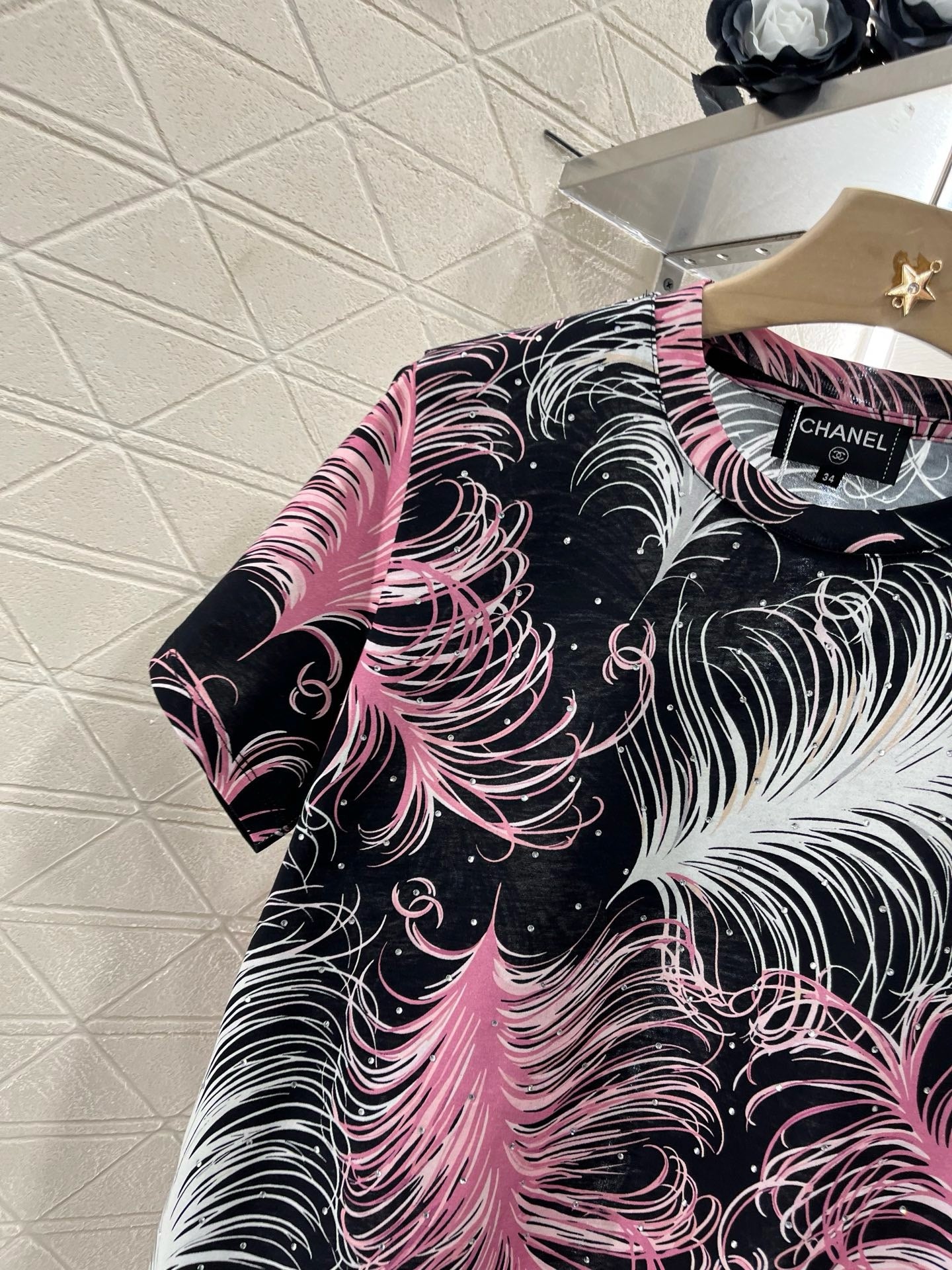 C* 2025SS New Feather Hot Diamond Printing
