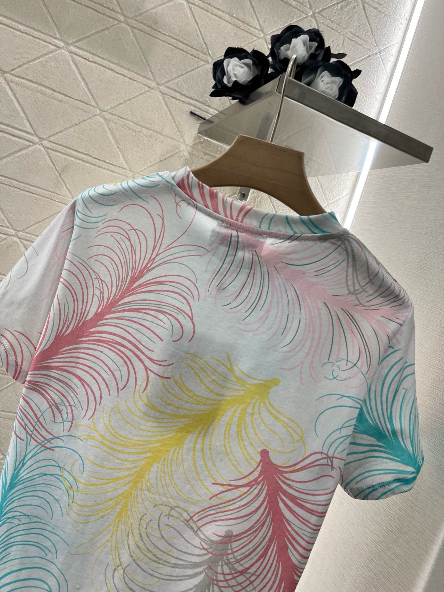 C* 2025SS New Feather Hot Diamond Printing