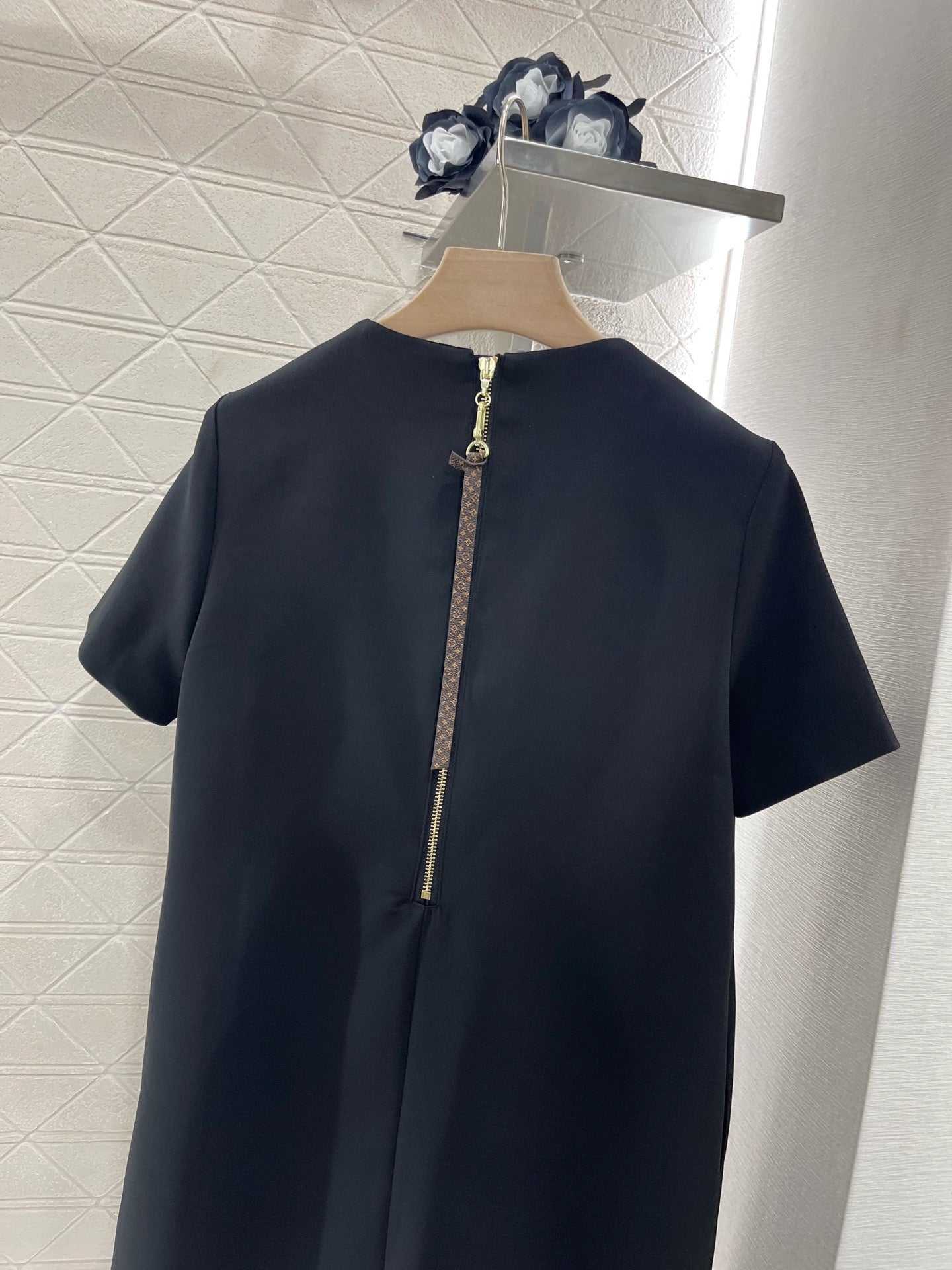 L*2025SS New Product Chain Short Sleeve Dress