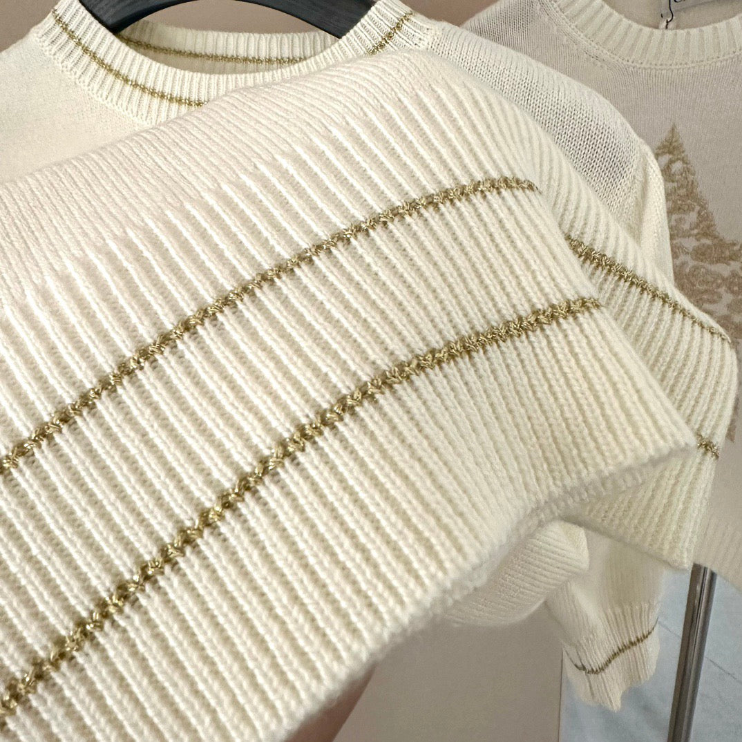 D* New Round Neck Sweater Short Sleeve