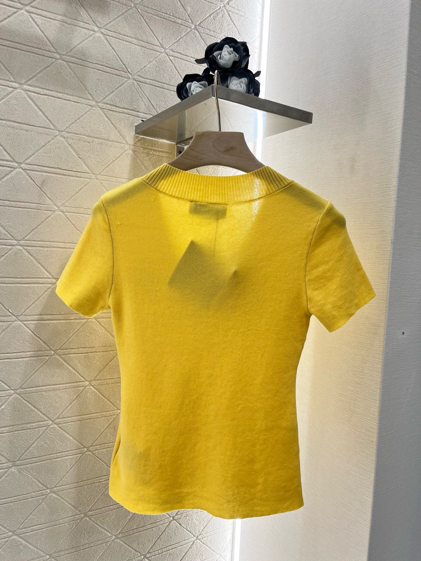 MI*MI*2025SS New V-neck Slim Fit Knit Short Sleeve