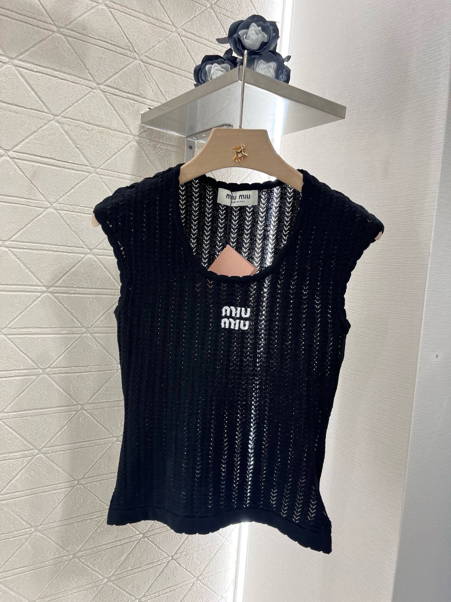 MI*MI*2025ss New Arrival Hollow Lace Knitted Vest