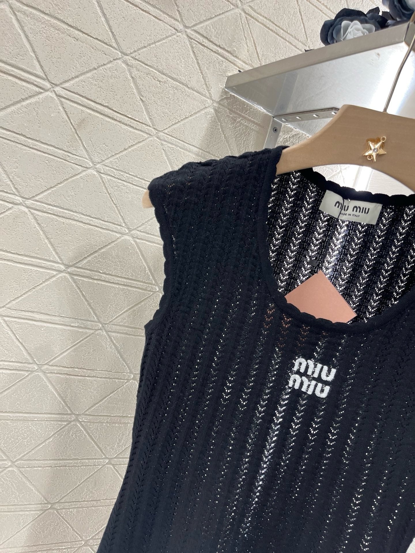 MI*MI*2025ss New Arrival Hollow Lace Knitted Vest