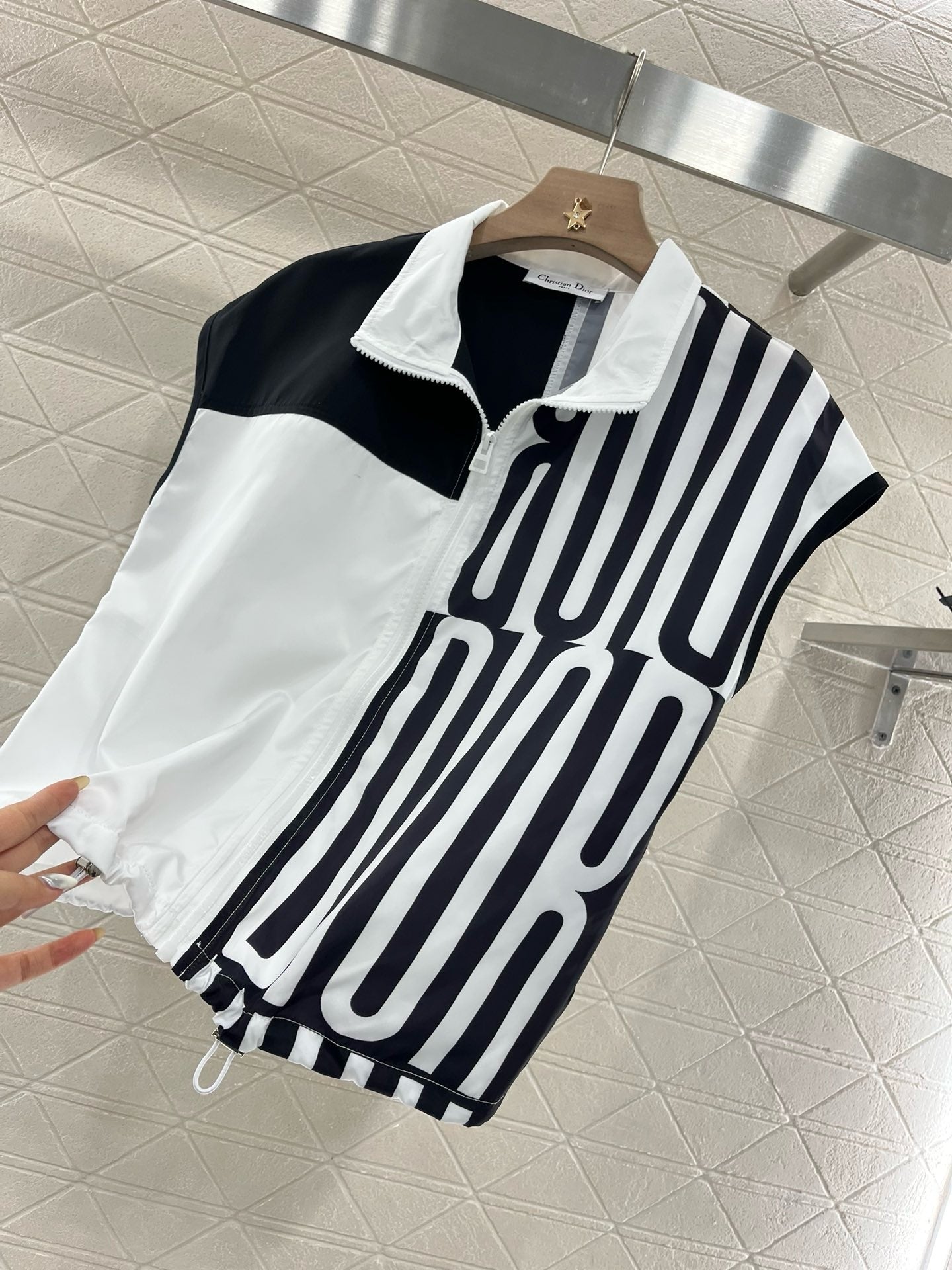 2025 New Letter Short Zipper Suit