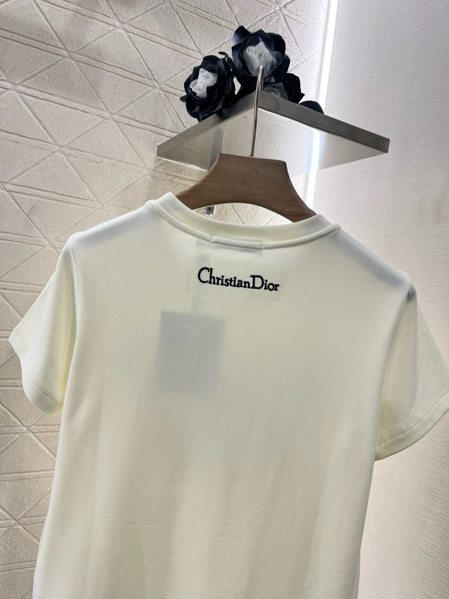 D* New Arrival Embroidered Beaded Short Sleeves