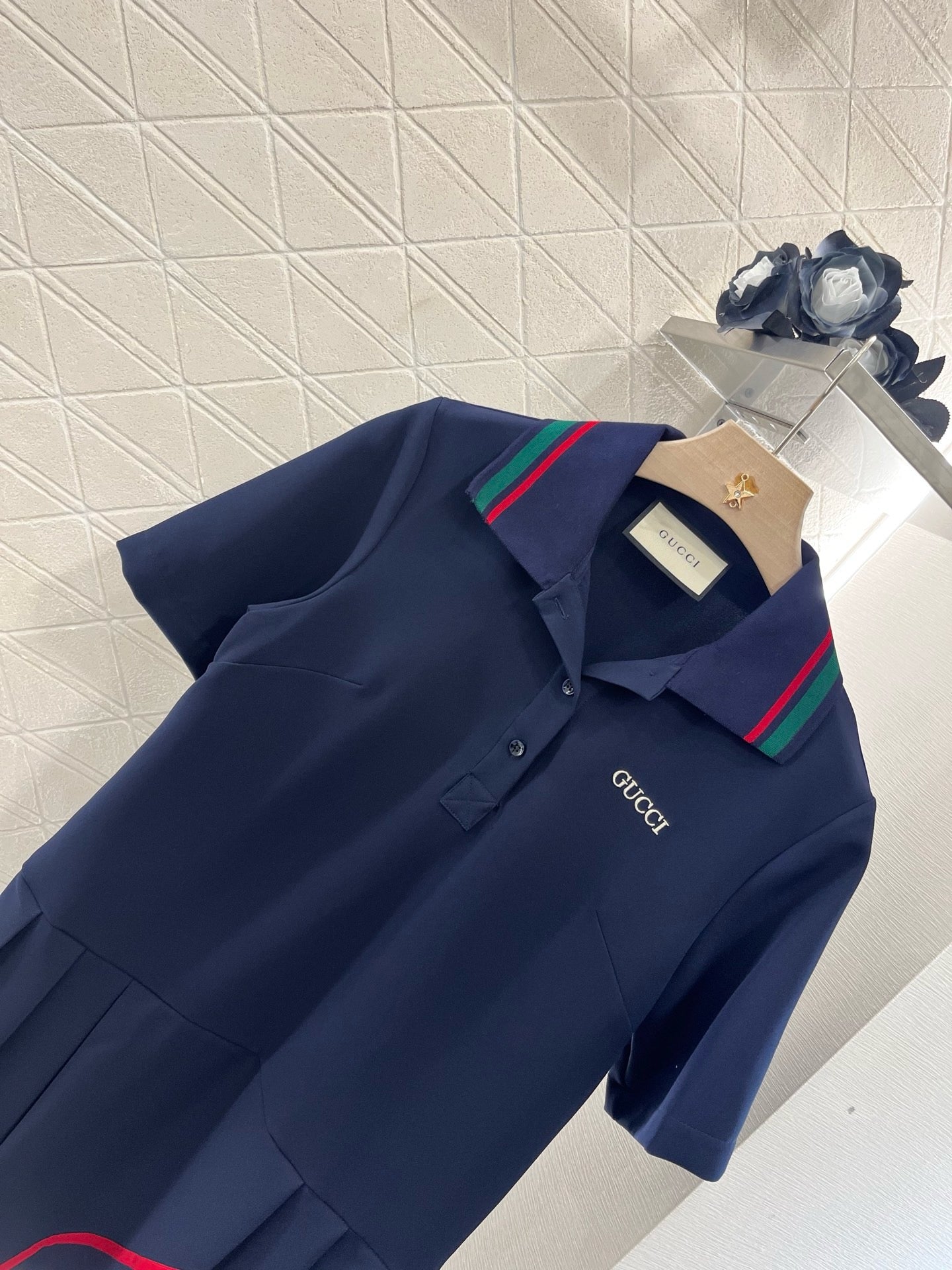guc** new product short sleeve dress