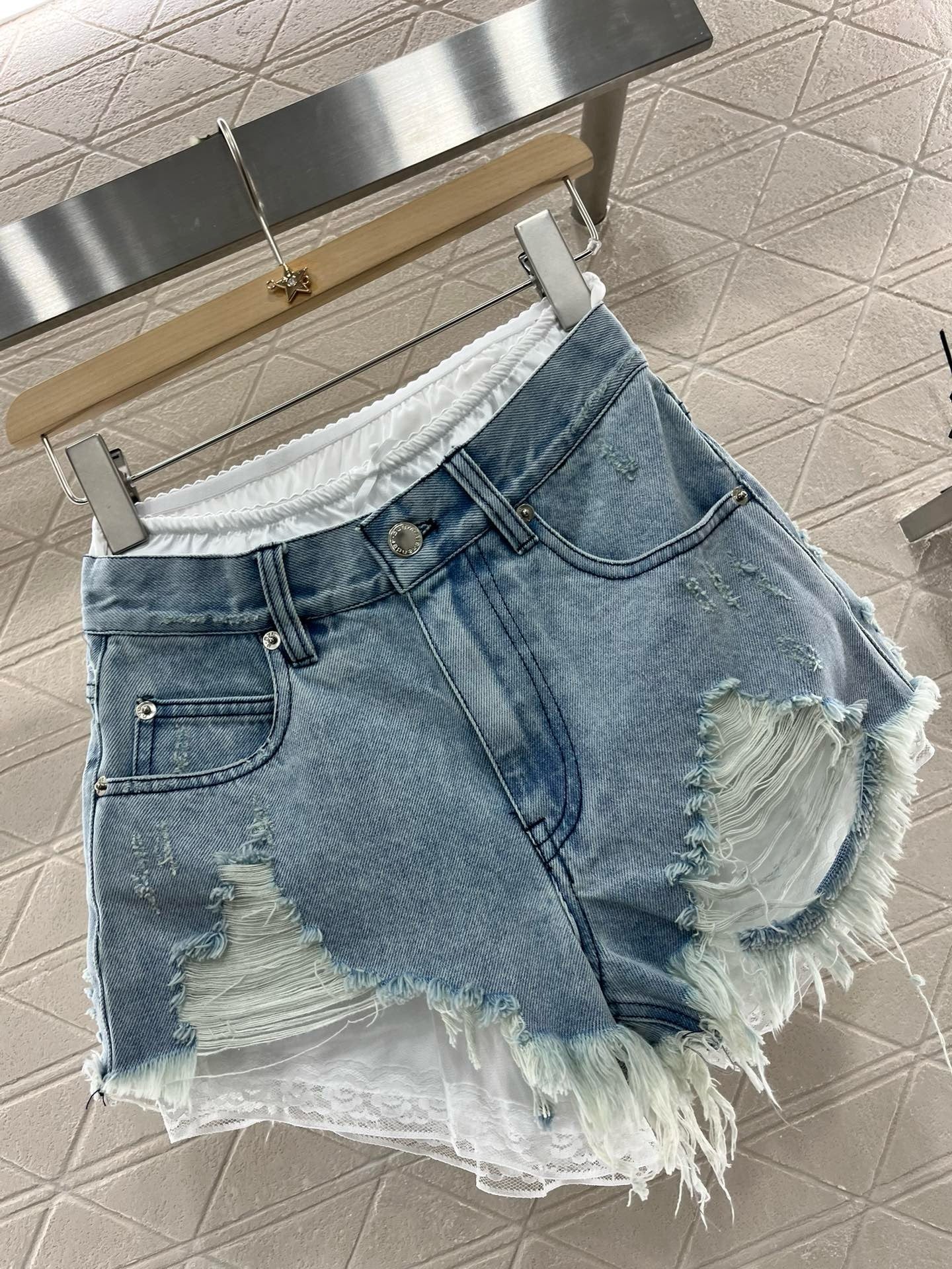 25 years new fashion shorts
