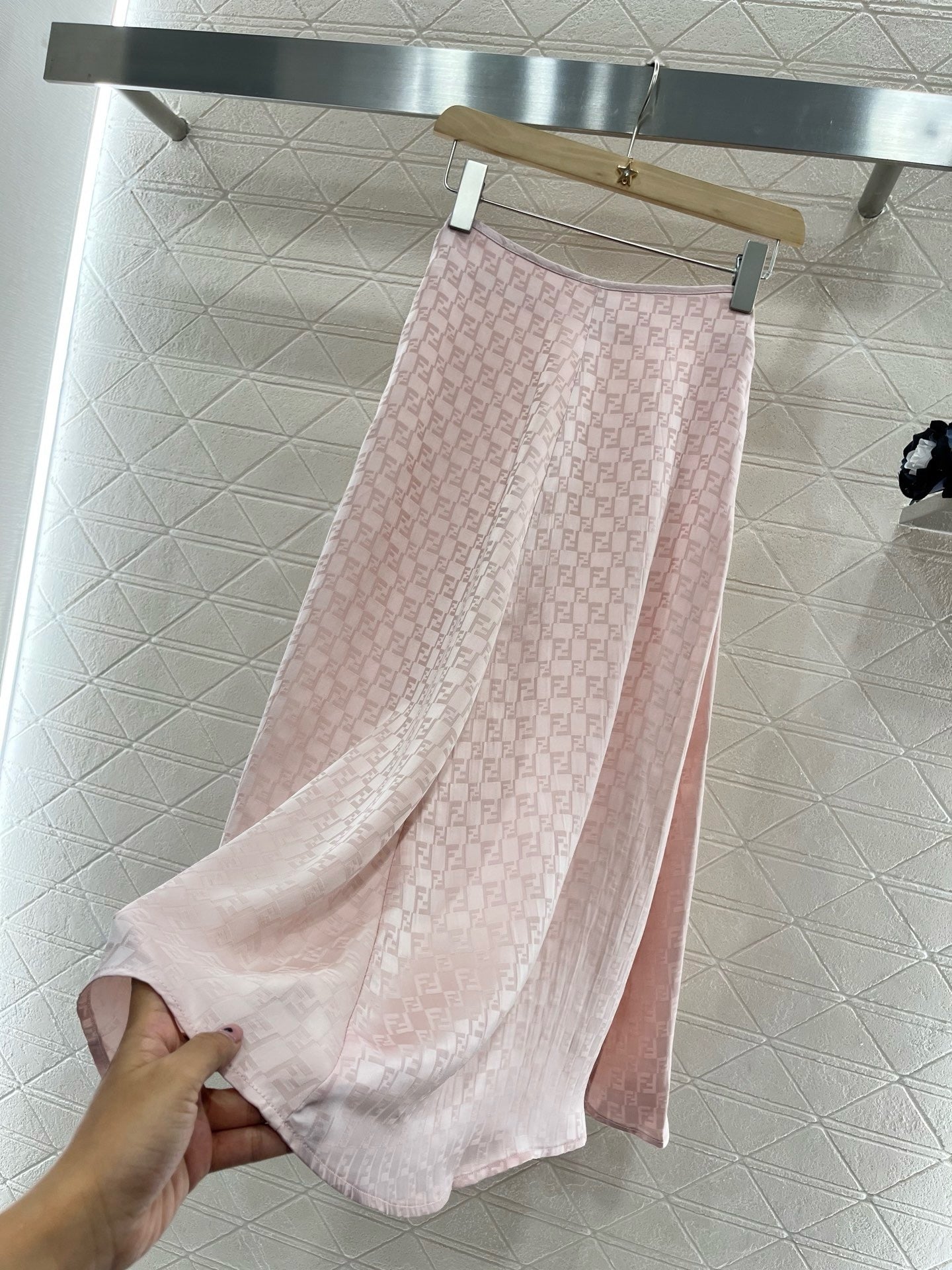 F** New Product Jacquard Lapel Suit
