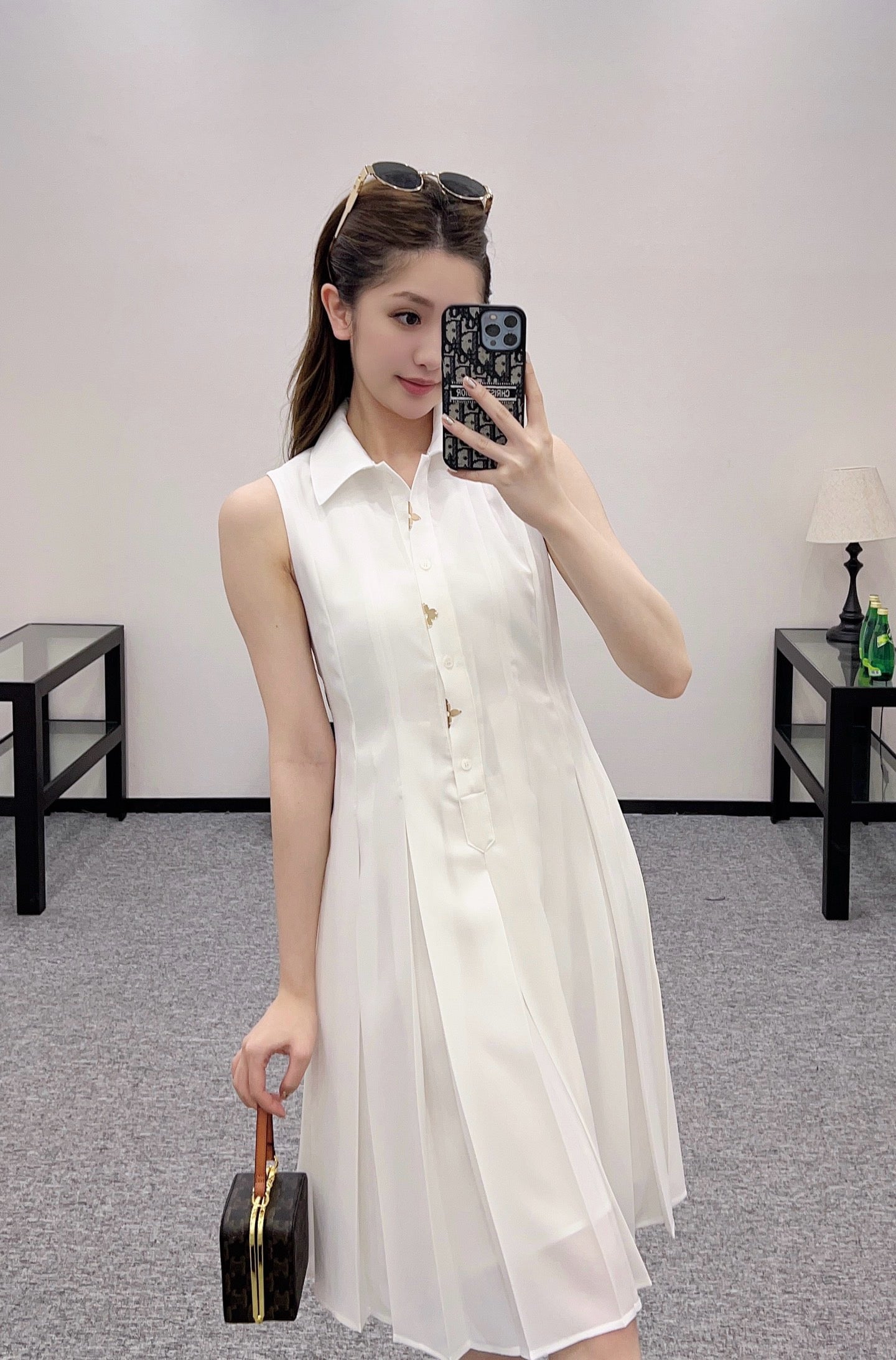 L* New arrival Lapel sleeveless white dress