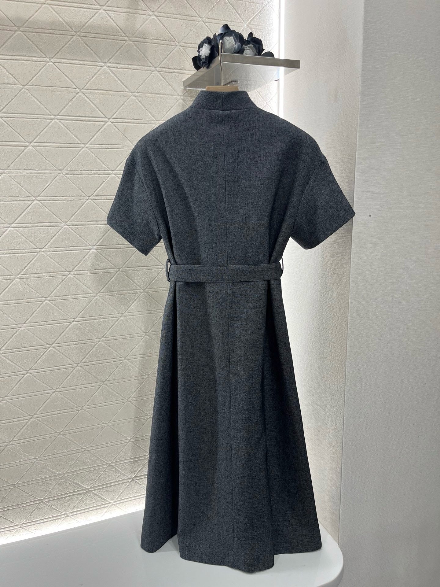 D* New arrival belted lapel dress