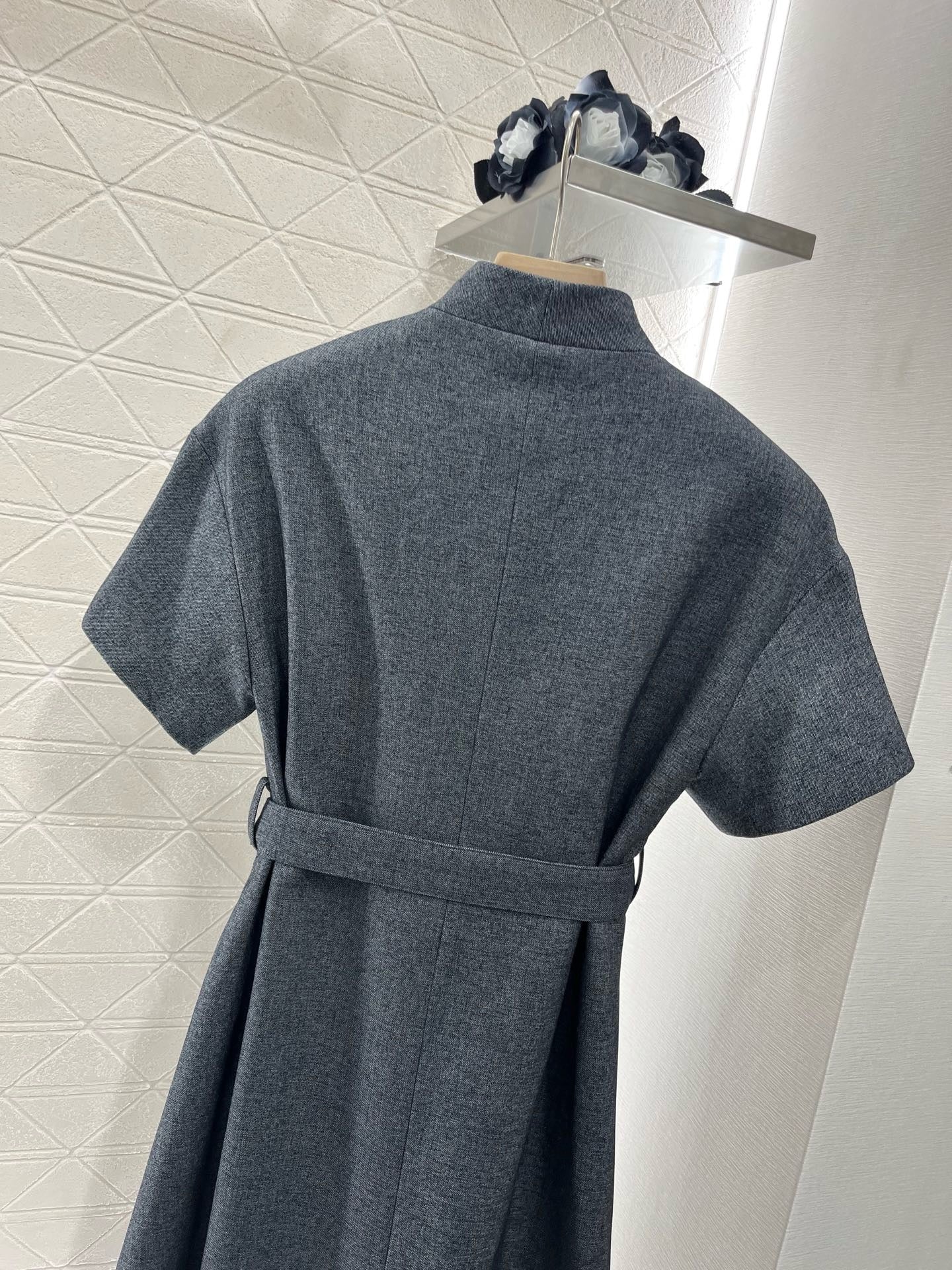 D* New arrival belted lapel dress