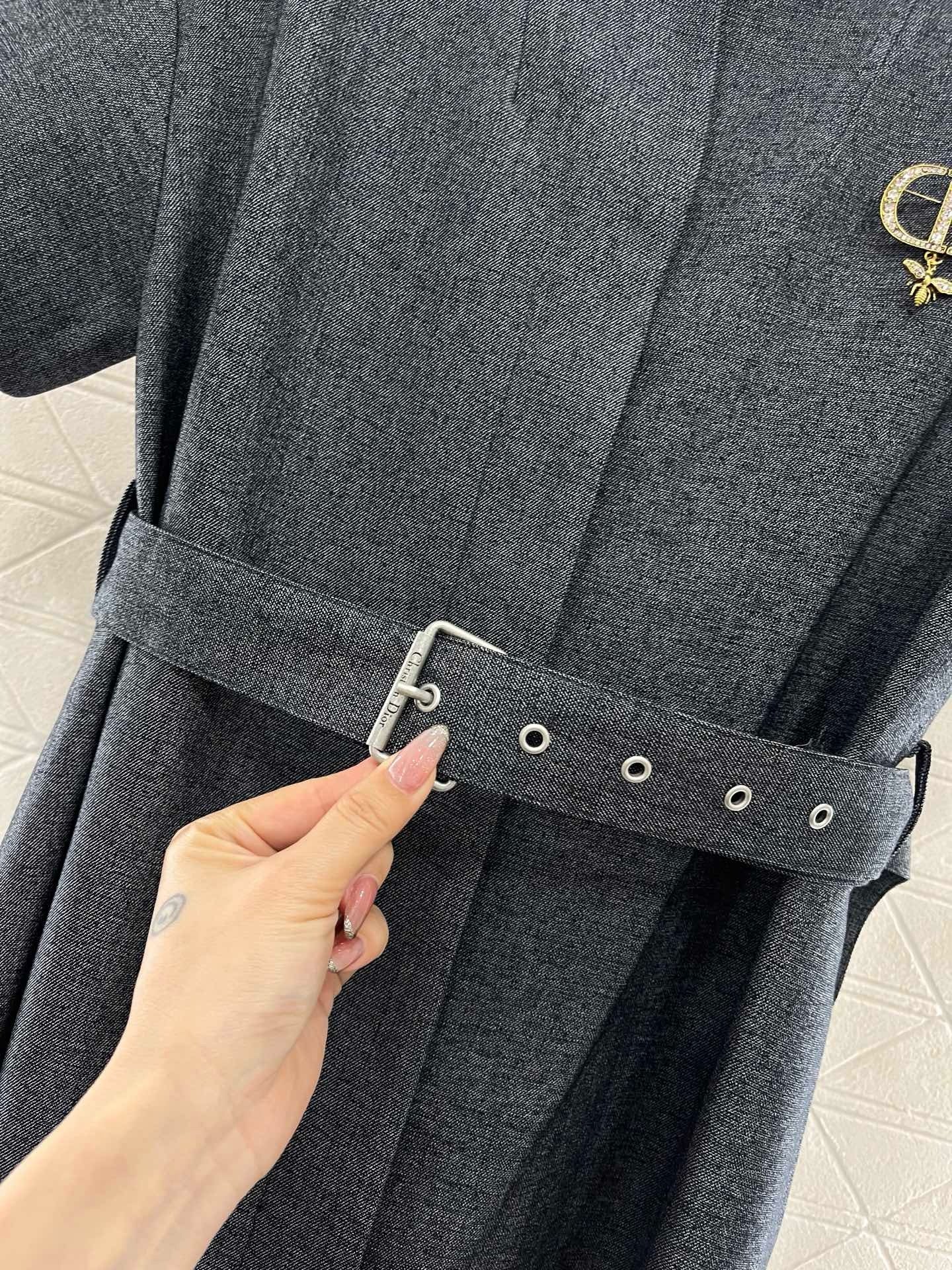 D* New arrival belted lapel dress