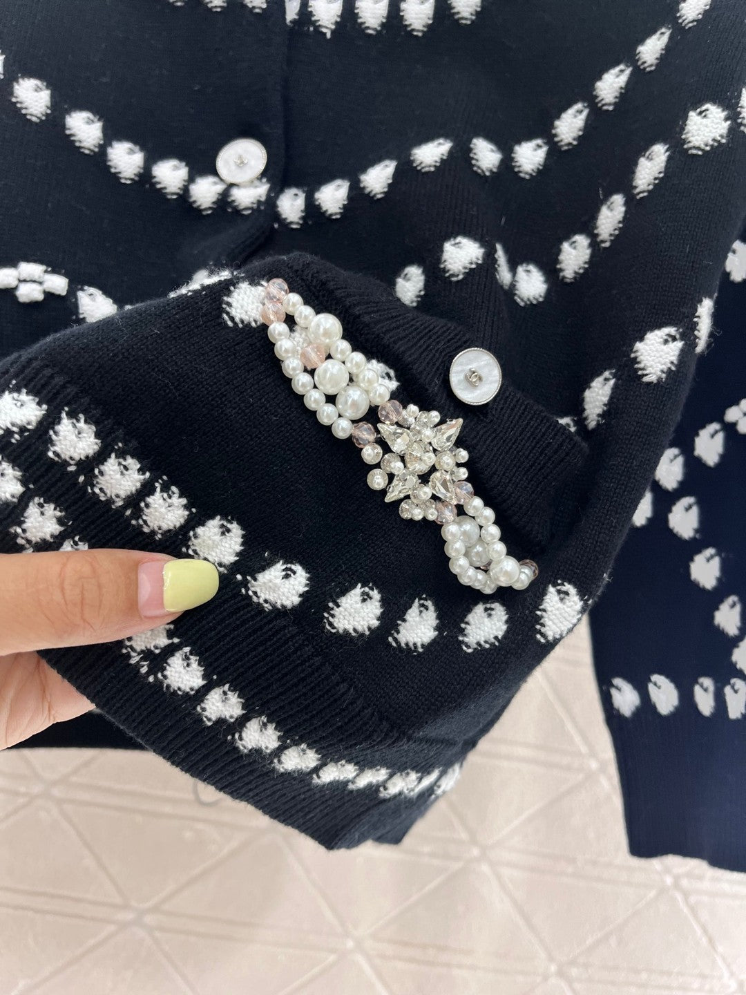C*♥2025 New Arrival Black Knitted Cardigan