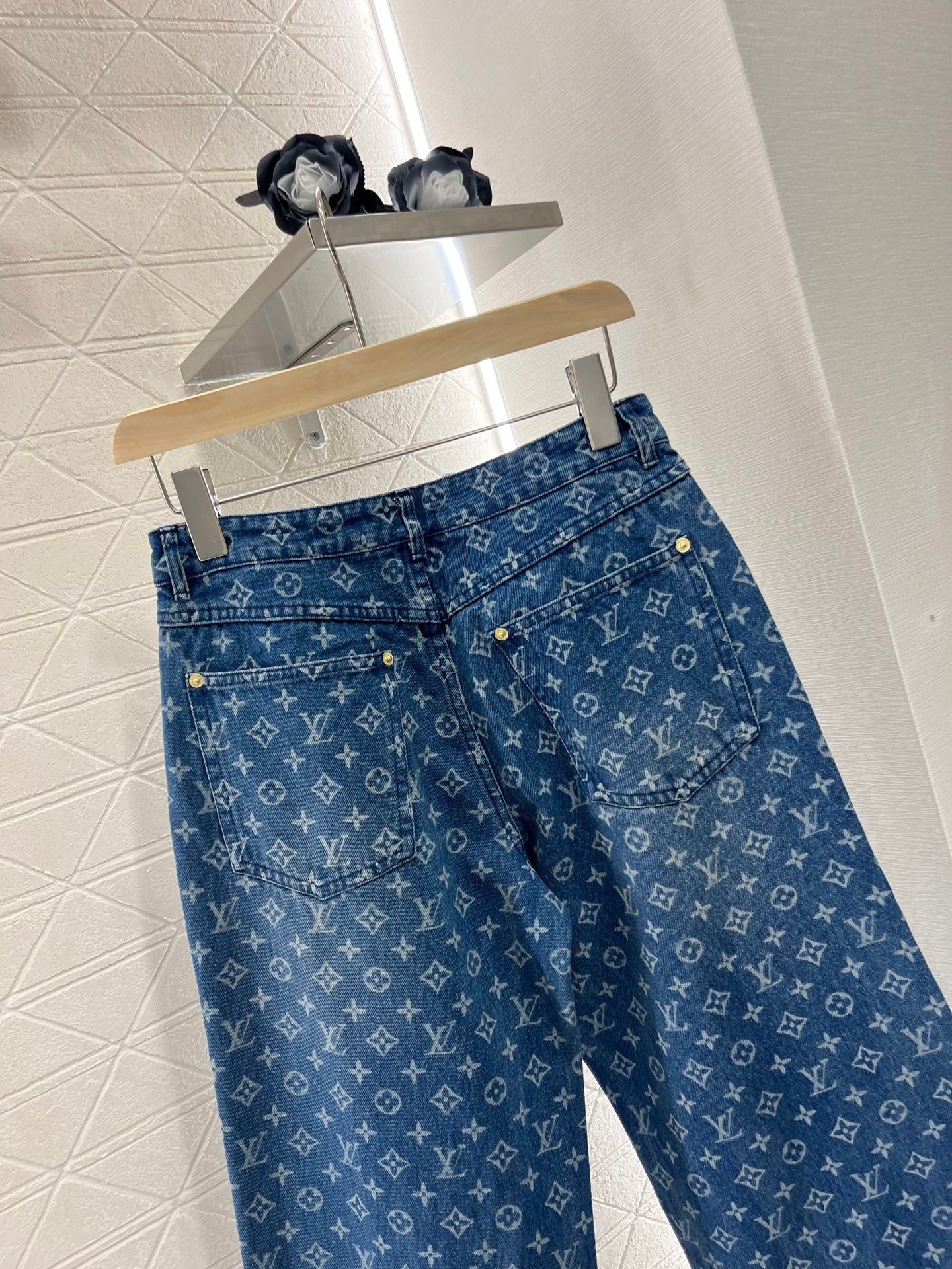 Louis*♥2025 New Jeans