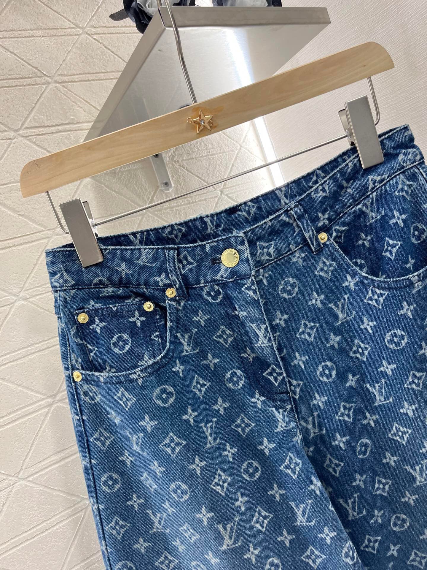 Louis*♥2025 New Jeans