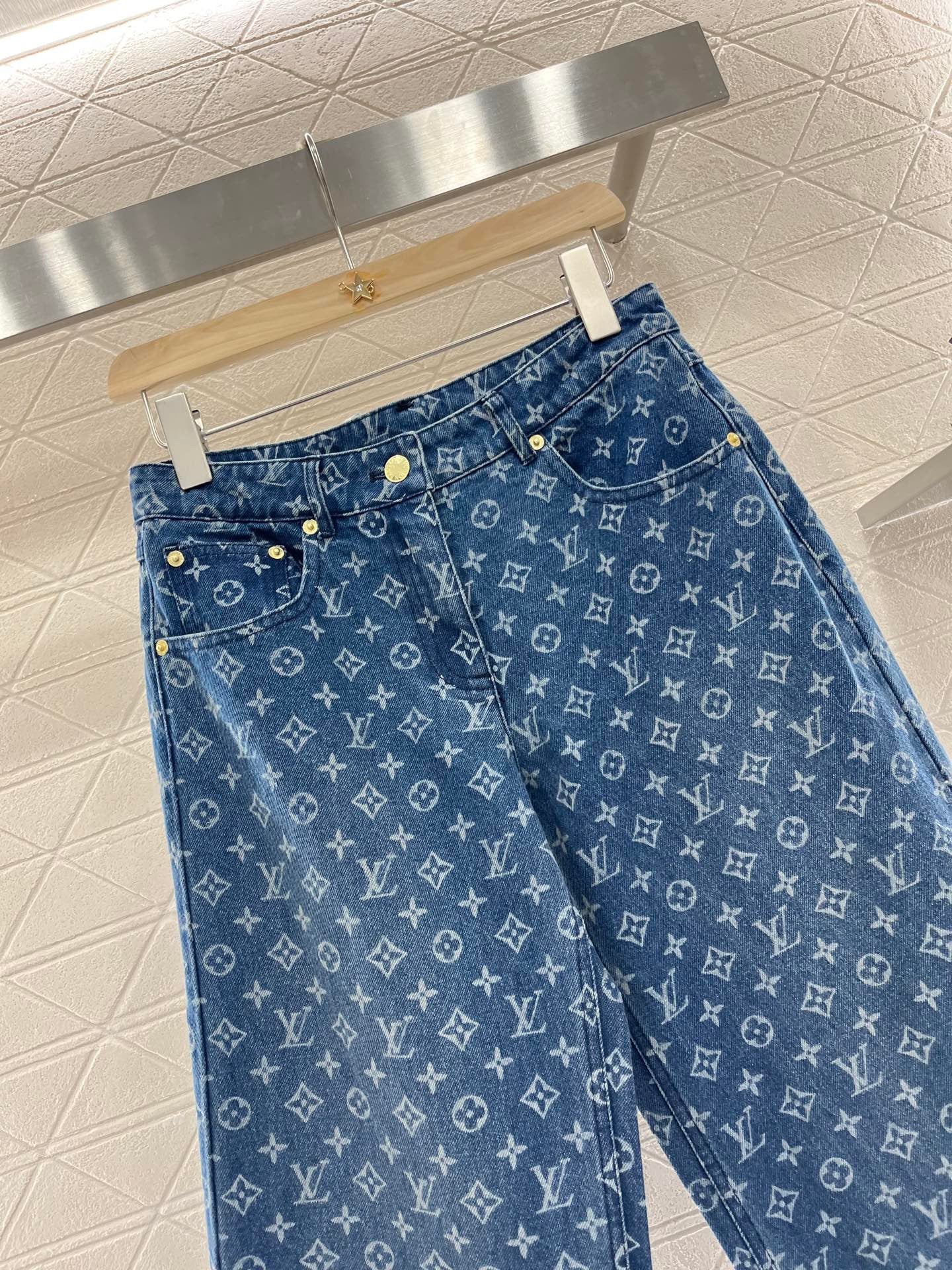 Louis*♥2025 New Jeans