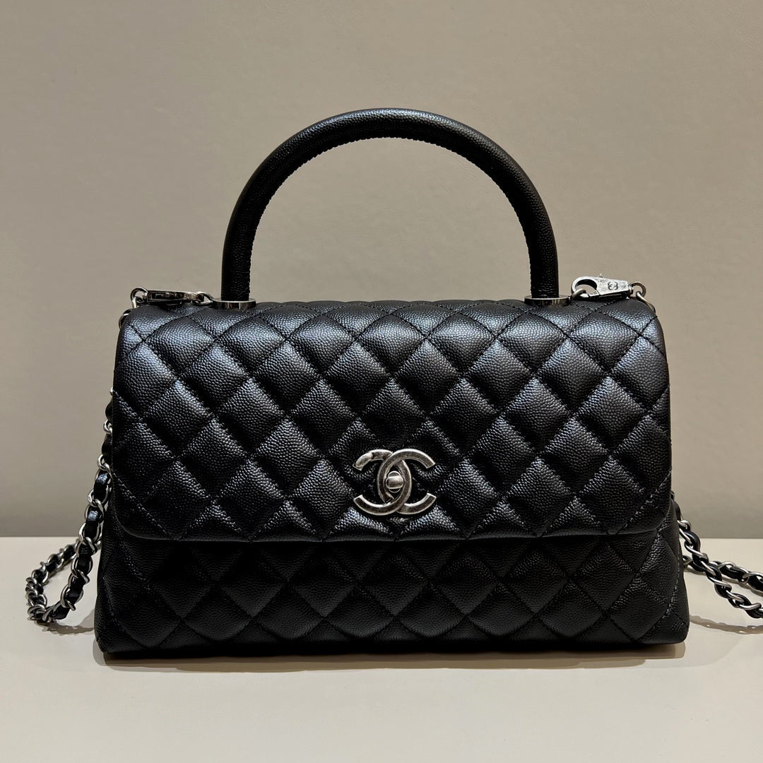 CH LARGE FLAP BAG WITH TOP HANDLE 29 Small Grained Calfskin Black