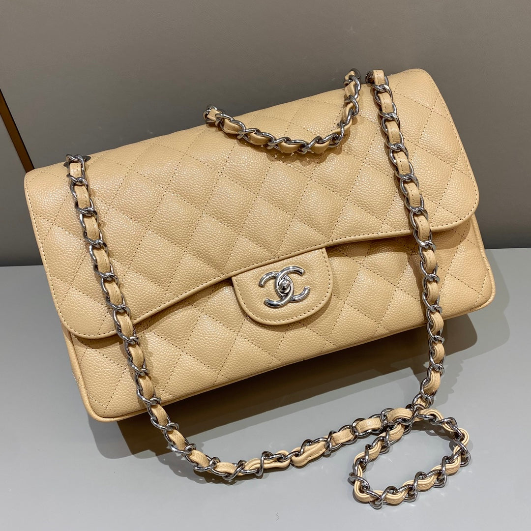 CH LARGE CLASSIC HANDBAG 30 Grained Calfskin Apricot