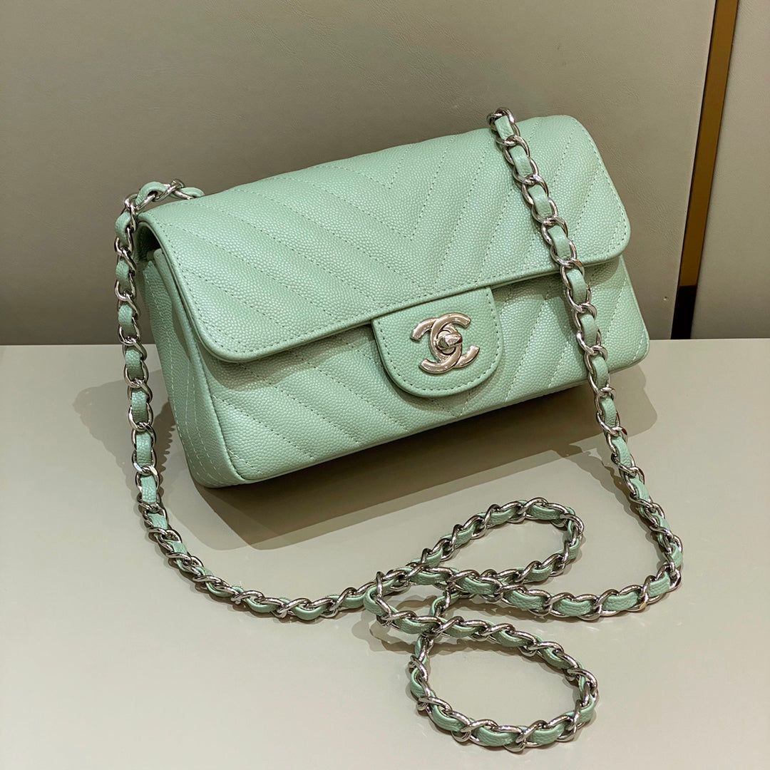 CH MINI CLASSIC HANDBAG 20 Small Grained Calfskin V Pattern Matcha Green