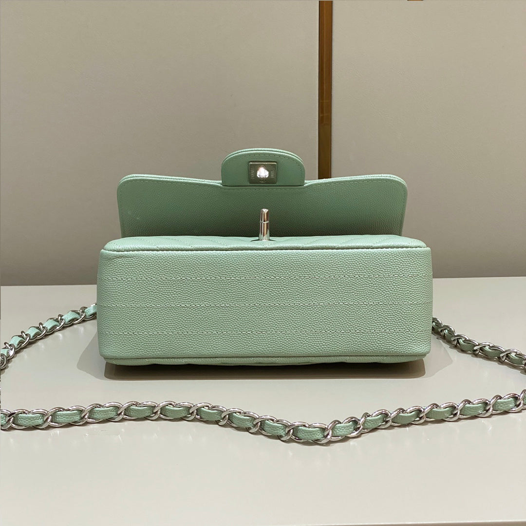 CH MINI CLASSIC HANDBAG 20 Small Grained Calfskin V Pattern Matcha Green