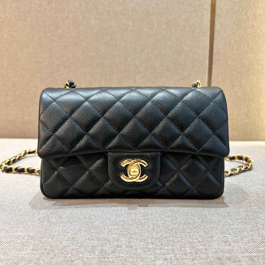 CH MINI CLASSIC HANDBAG 20 Small Grained Calfskin Black