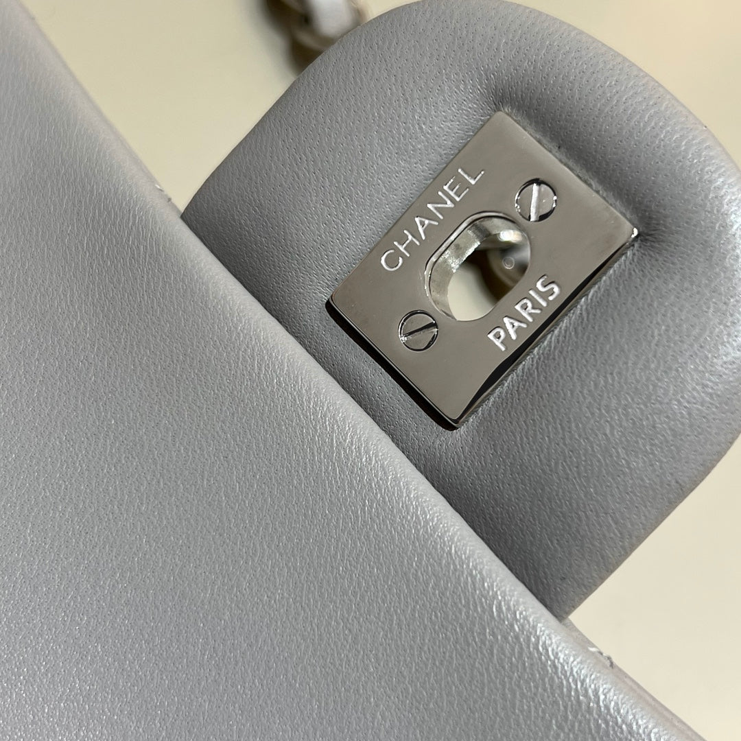 CH MINI CLASSIC HANDBAG 20 Lambskin Dove Gray