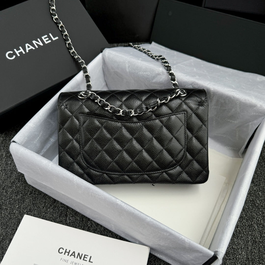 CH SMALL CLASSIC HANDBAG 23 Grained Calfskin Black