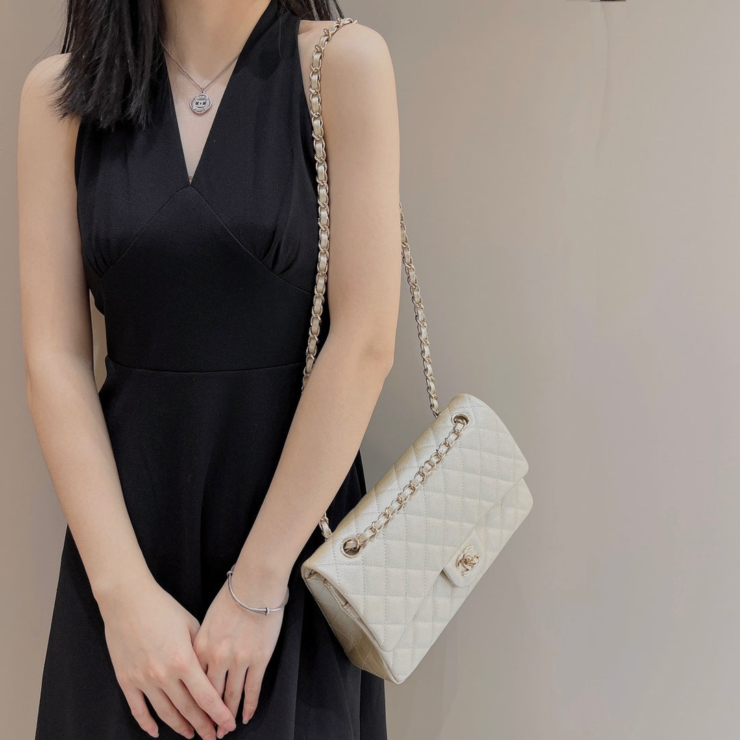 CH CLASSIC 11.12 HANDBAG 25.5 Small Grained Calfskin Champagne Gold
