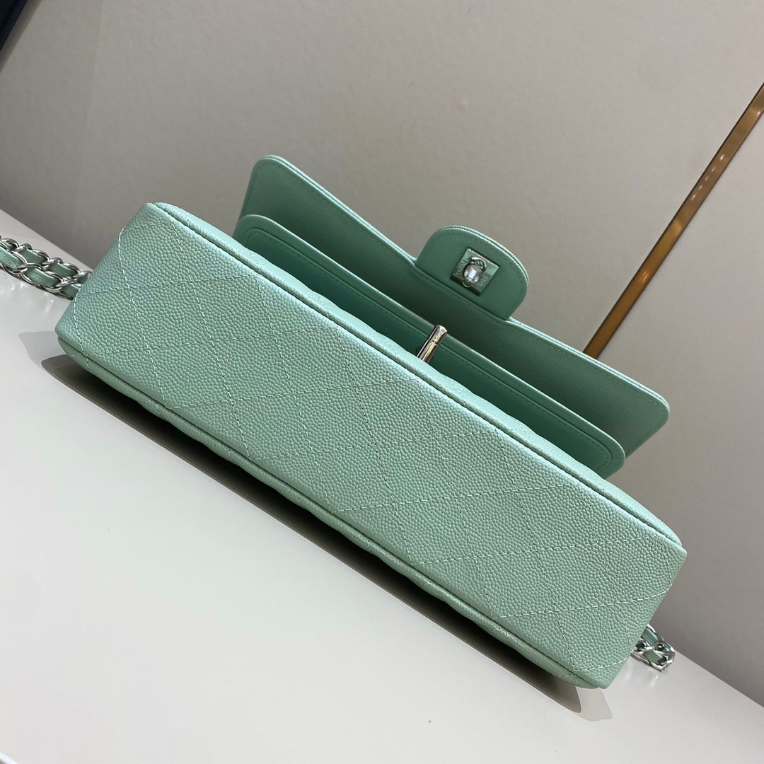 CH CLASSIC 11.12 HANDBAG 25.5 Small Grained Calfskin Matcha Green