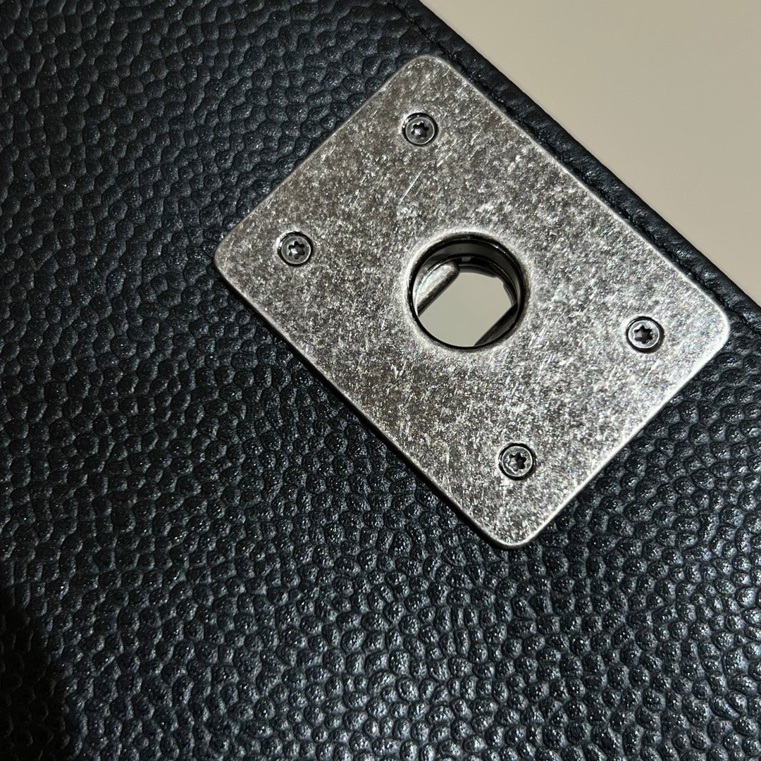 CH SMALL BOY HANDBAG 20 Grained Calfskin Black