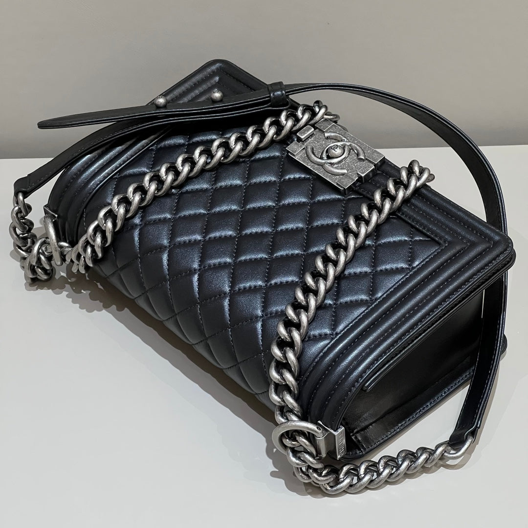 CH BOY HANDBAG 25 Lambskin Black