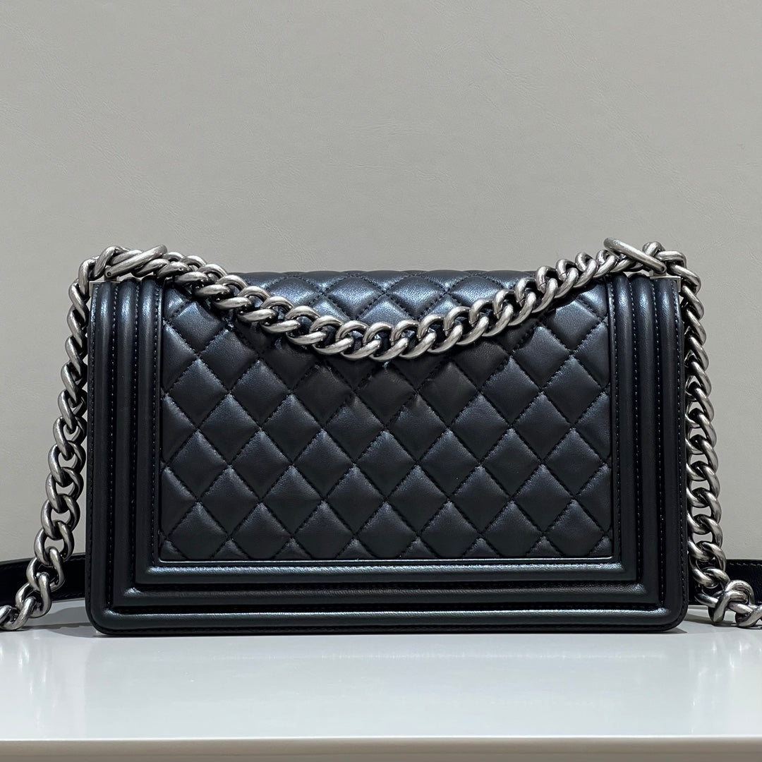 CH BOY HANDBAG 25 Lambskin Black