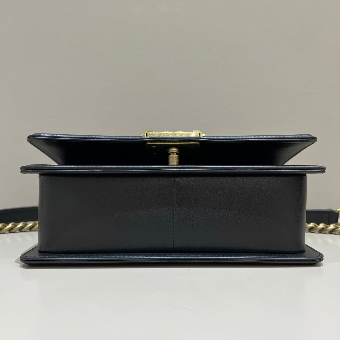 CH BOY HANDBAG 25 Lambskin Black