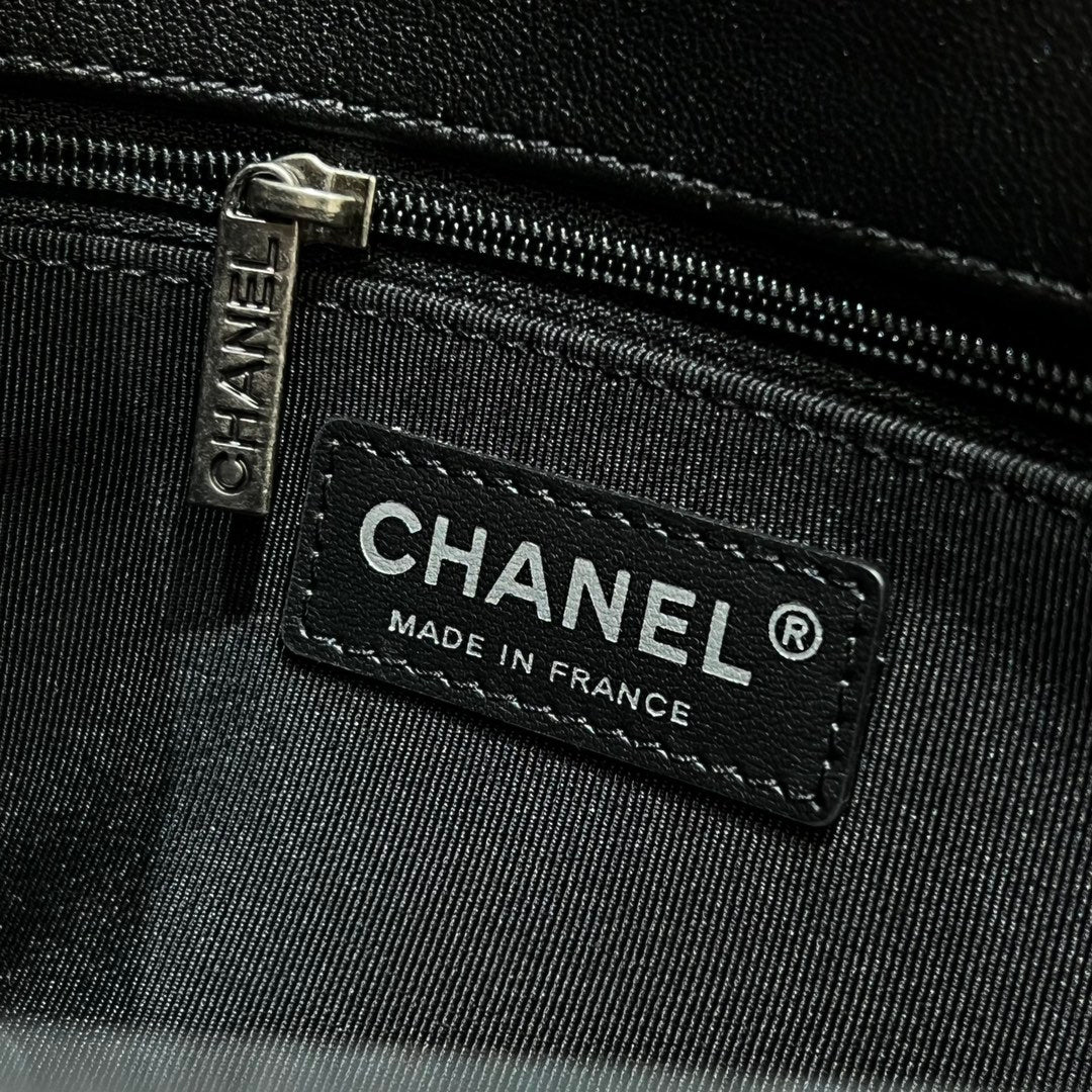 CH LARGE BOY HANDBAG 28 Lambskin Black
