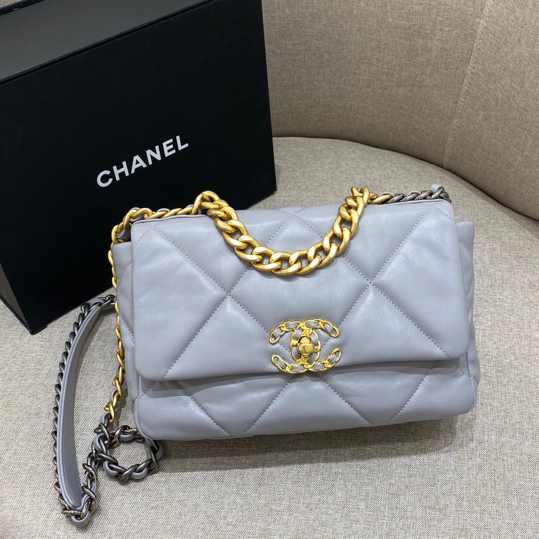 CH 19 HANDBAG 26 Lambskin Light Grey